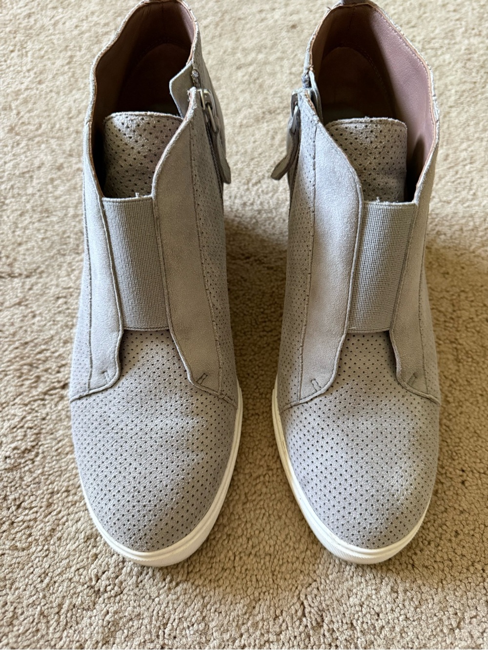 Linea Paolo Felicia Wedge Sneaker size 8 - Picture 7 of 9